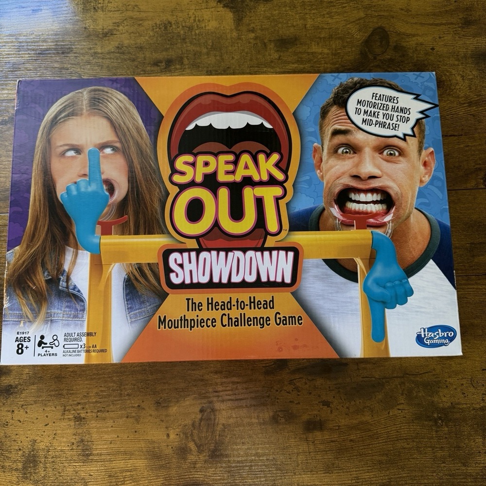 2017 Hasbro Speakout Showdown Mouthpiece Challenge Family Game Night‎ NEW Sealed